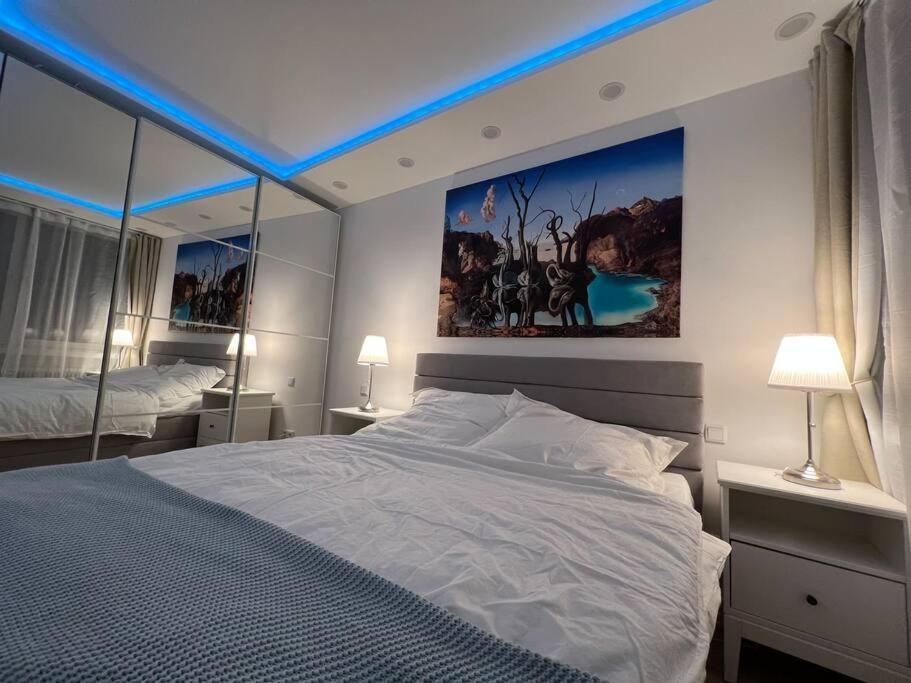Lovely Flat Relax Near City Center ニュルンベルク エクステリア 写真